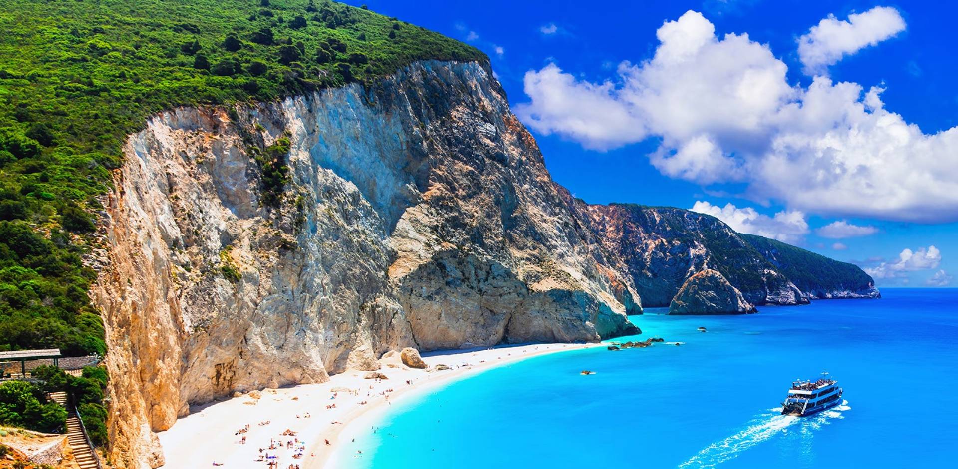 Discover the crystal clear waters of Lefkada Island. Our complete travel guide