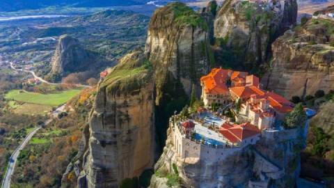 Private 1 day Meteora tour from Athens
